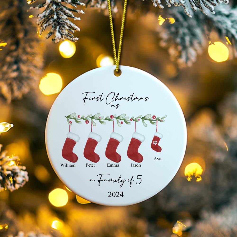 Personalisiertes Erstes Weihnachtsfest Als Familienornament Mit Familiennamen, Erstes Weihnachtsornament - MiniMe Pillow