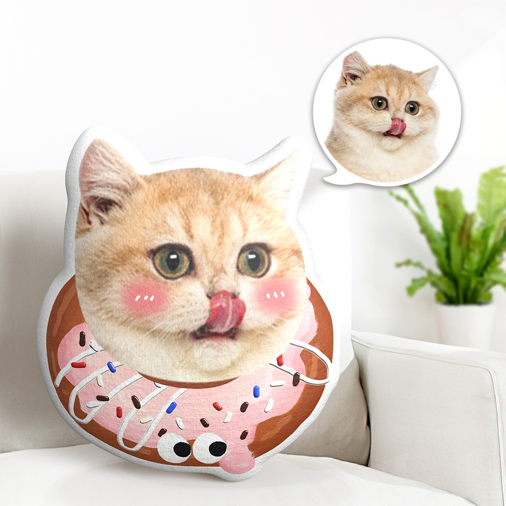 Personalisiertes Plüschkissen In Donut-form – Kuscheln Sie Sich Mit Einem Weichen Und Zuckersüßen Kuschelfreund - MiniMe Pillow