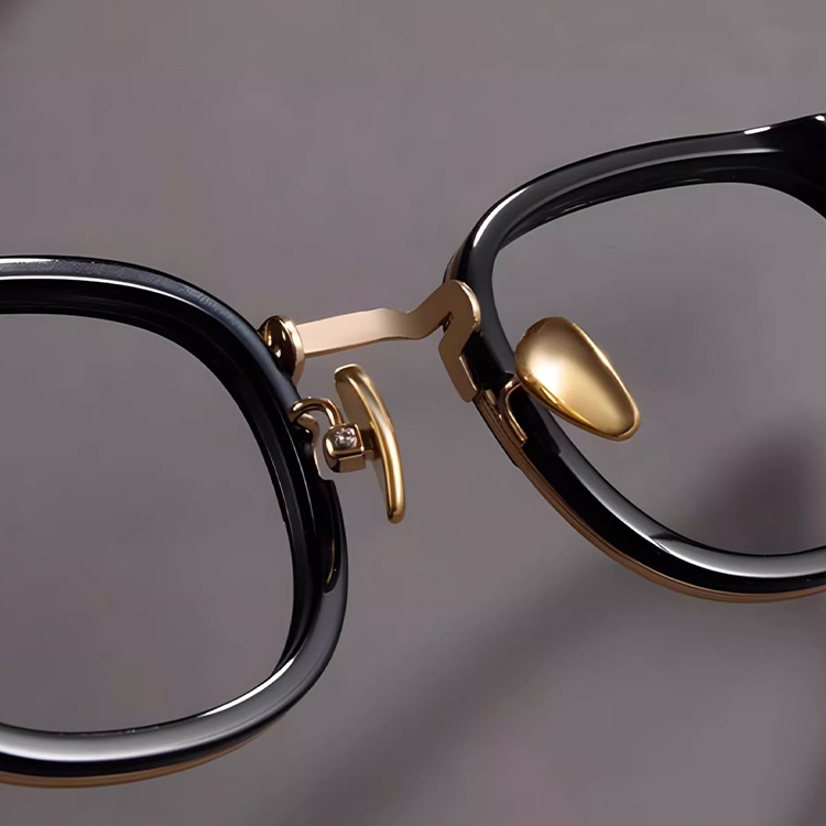 Eterlens｜高級感あふれる彫刻模様チタンメガネ｜匠の技が光る一本