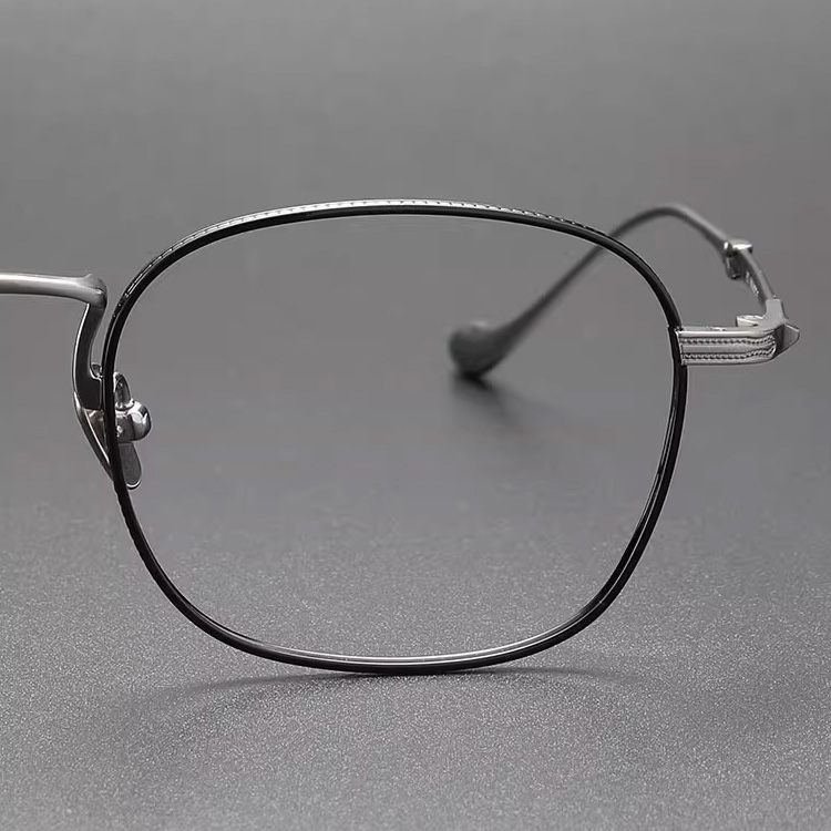 Eterlens｜手作りレトロシンプルチタンメガネ｜匠の技が光る一本