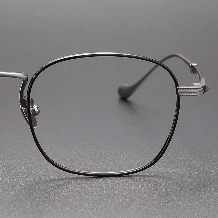 Eterlens｜手作りレトロシンプルチタンメガネ｜匠の技が光る一本