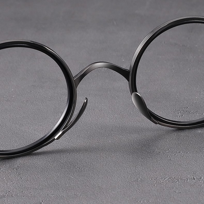 Eterlens 時の円環コレクション｜12.5g 高級感のあるスプラウトパットメガネ｜匠の技が光る一本