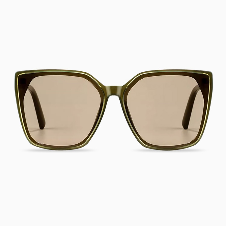 Eterlensサングラス│緑の大きめフレームで紫外線防止│色白見せ・小顔効果│ストリート スナップ・旅行用サングラス