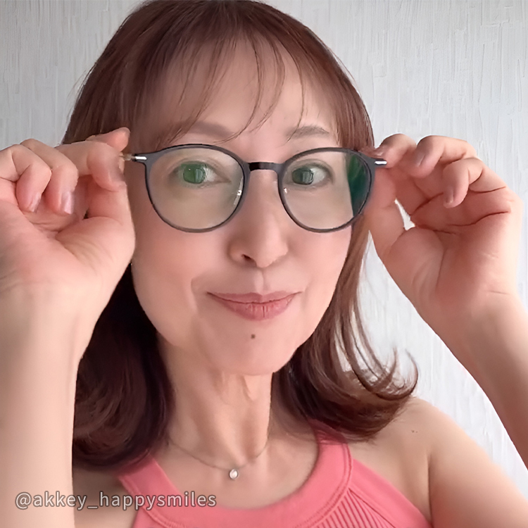 Eterlens｜すっぴんに最適なラウンドフレーム｜小顔に見せる超軽量メガネ