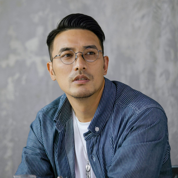 【時の円環・8.8g耐衝撃】Eterlens 職人魂が宿る『刻』コレクション | 純チタン製 極細レトロラウンド | 掛けていることを忘れる軽さ|度付き対応メガネ - 商品画像 3/19 (Round RxReady)