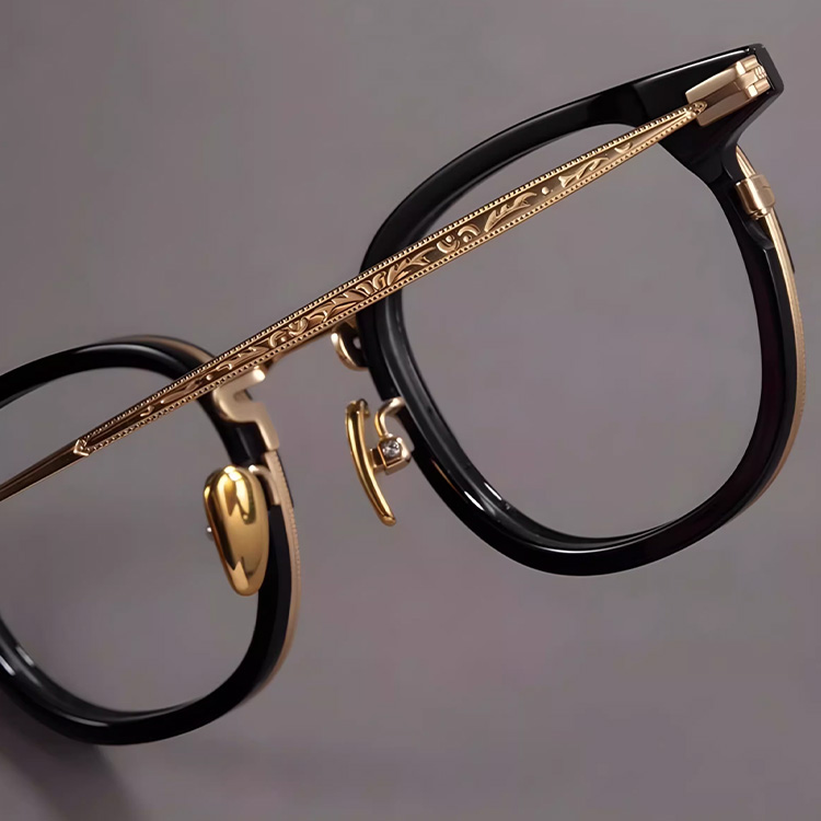 知性の窓｜13g 高級感あふれる彫刻模様チタンメガネ｜匠の技が光る一本 | Wellington RxReady - 商品画像 7/13