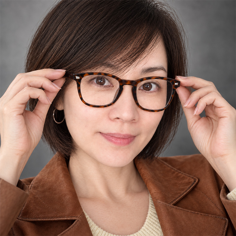 遠近両用累進多焦点ブルーライトカットビッグフレーム老眼鏡 | Wellington Progressive | Eterlens
