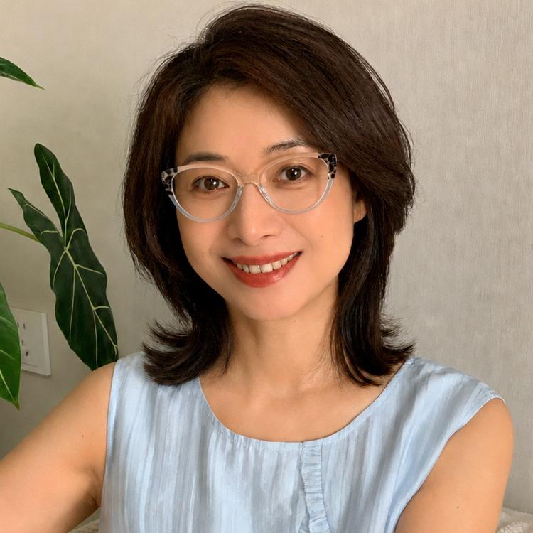 キャットアイ型｜幾何学フレームで可愛く引き締め｜お出かけにも最適｜ブルーライトカット対応｜Sweet Edge｜Eterlens