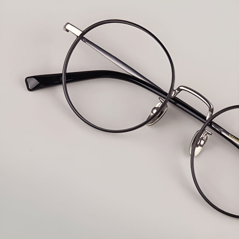 Eterlens | レトロな超軽量チタン製ラウンドフレームメガネ | 匠の技を