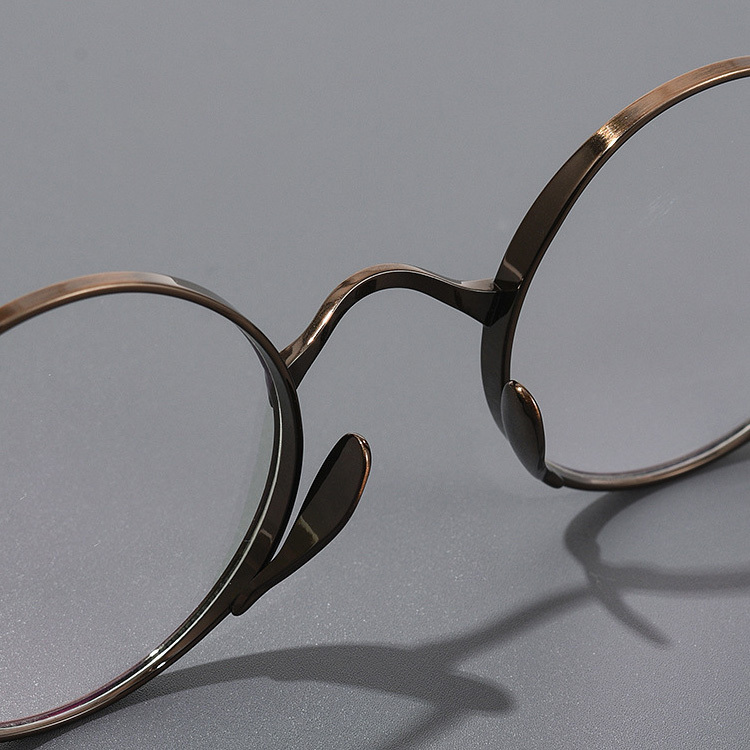 Eterlens｜高級感のあるレトロ風メガネ｜度付き可能｜匠の技が光る1本