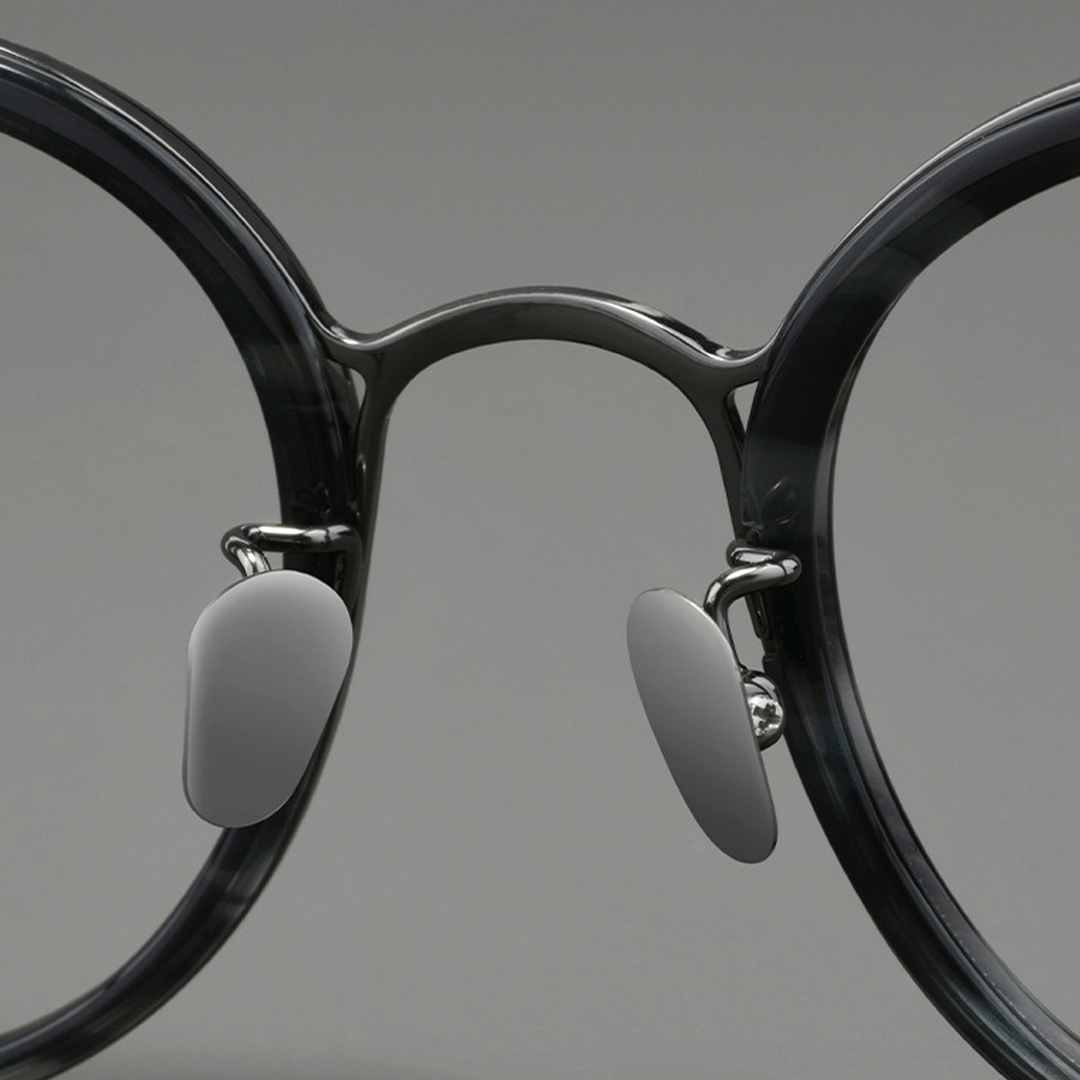 【時の円環】Eterlensデザイナー厳選｜チタンインナーリムのラウンドメガネ｜雫型中空テンプルエンドで軽やかな掛け心地を