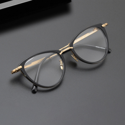 Eterlens｜メカニカルなフォックス型チタンアセテートメガネ｜欧米スタイル