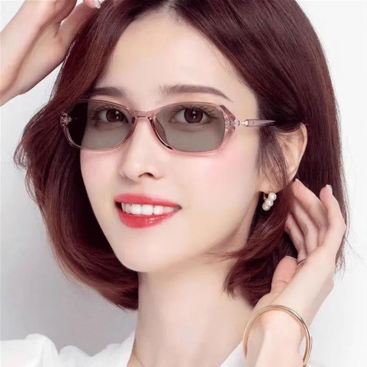 Eterlens エレガントで透明なブルーライトカット老眼鏡 | おしゃれさんに欠かせない/ビジネス | カジュアルに活躍