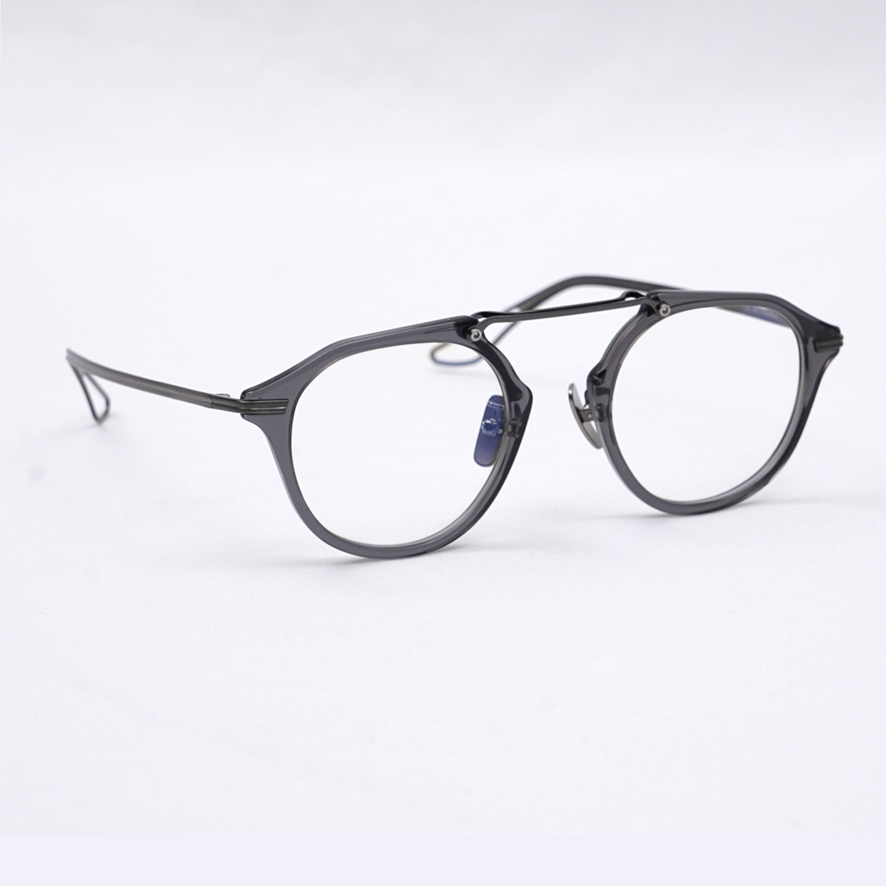 Eterlens｜華奢でレトロな六角形メガネ｜匠の技が光る一本 │オーダーメイド