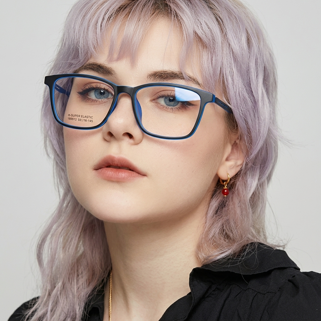 9.8g 超軽量チタンブルーライト対策老眼鏡 | Square BlueGuard | Eterlens - model wearing image (AI generated, QA passed)