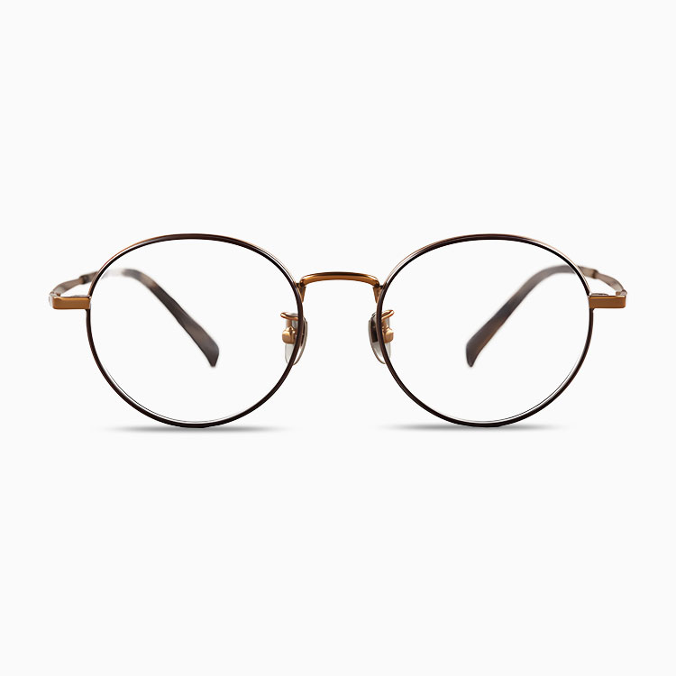 Eterlens | レトロ風フルリムチタンメガネ | 控えめながら上質感漂う