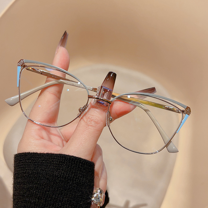 大人の遊び心をくすぐる 猫モチーフの伊達メガネ-老眼鏡 おしゃれ-Eterlens