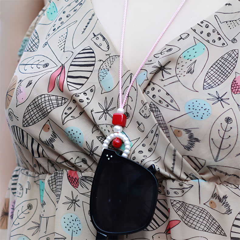 Eterlens｜メガネ落下防止ストラップ 首掛け可能