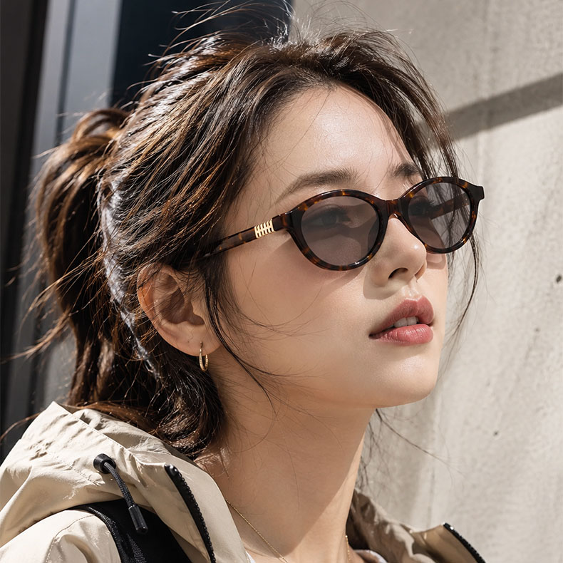 【上品・こなれ感】Eterlens｜オーバル型サングラス｜艶やかアセテート・べっ甲柄｜ライトカラーレンズ・UVカット｜レトロクラシック・お出かけ用