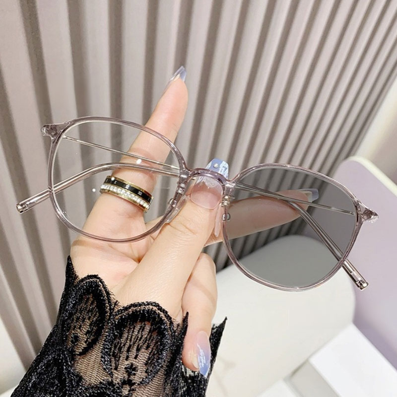 Eterlens老眼鏡|調光ブルーライトカット|レトロ風で目に優しい|PC+金属素材