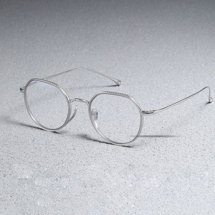 Eterlens｜軽量チタン製多角形フレームメガネ｜匠の技が光る一本