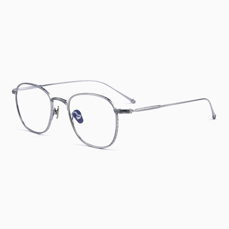 Eterlens｜レトロ風彫刻模様チタンメガネ｜度付き対応｜匠の技が光る一本