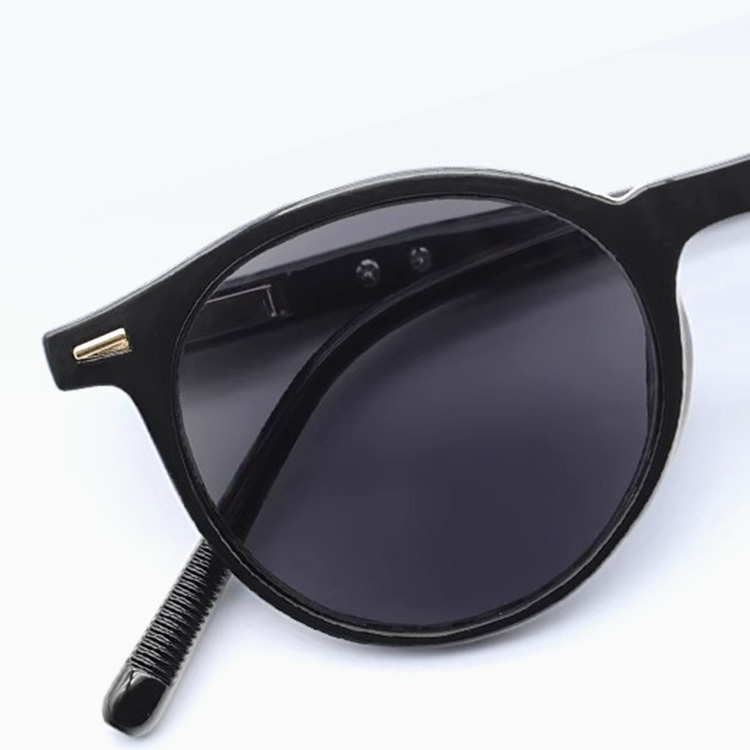 Eterlens｜個性的な丸型 老眼鏡機能付きサングラス｜紫外線防止｜老眼鏡・サングラスの2in1-Eterlens