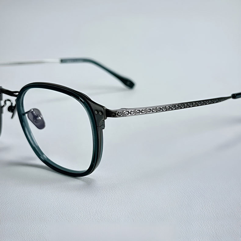 Eterlens | 15g 超軽量チタンフレームメガネ | デザイナーズモデル | オーダーメイド