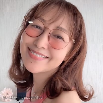 Eterlens｜グラデーションチークレンズ｜ブルーライトカット｜おしゃれで若く見える老眼鏡