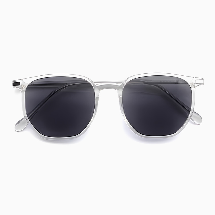 Eterlens｜高級感あふれる老眼鏡機能付きサングラス｜紫外線防止｜老眼鏡・サングラスの2in1