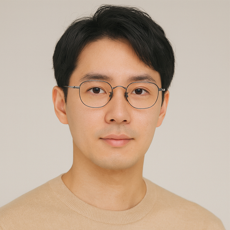 【小顔効果・純チタン】ETERLENS 手作り 8.4g 超軽量メガネ| IPメッキで錆びない | 日系スタイル ビッグフレーム | 軽量 快適 ビジネス - 商品画像 7/11 (Wellington RxReady)