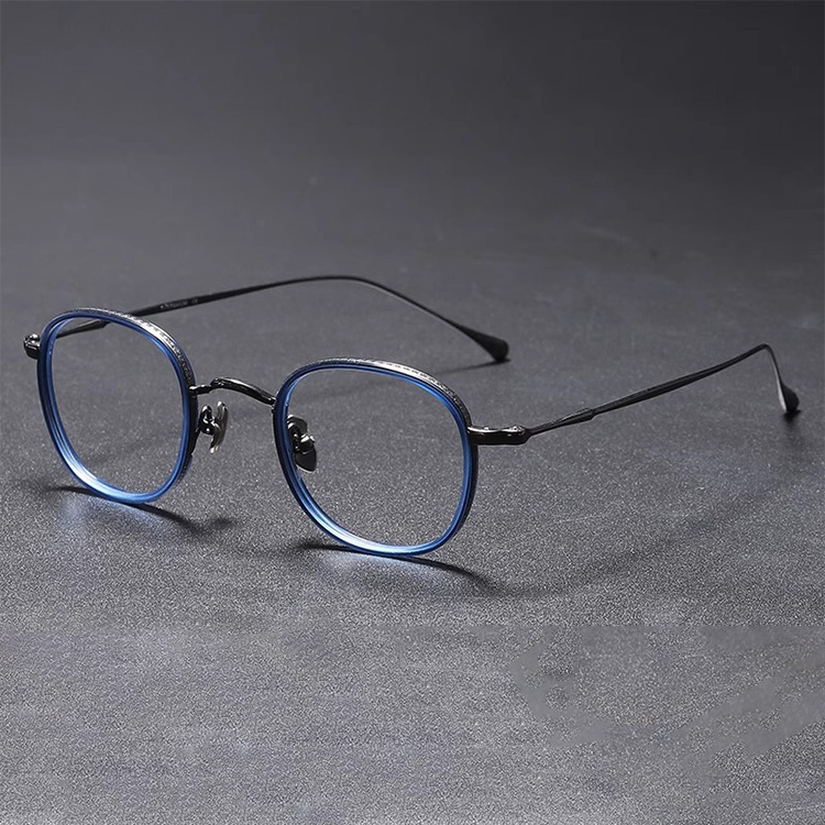 Eterlens｜デザイナーのハンドメイドチタンメガネ｜匠の技が光る一本