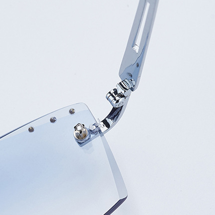 Eterlens｜ダイヤモンドカットリムレス老眼鏡