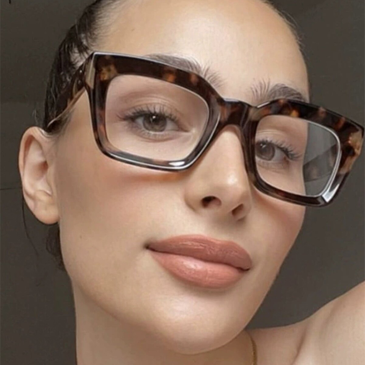 【トレンド感満載・小顔効果】Eterlens 老眼鏡 おしゃれ スクエアメガネ | TR超軽量フレーム | ブルーライトカット・個性的ファッション - 商品画像 4/8 (Round BlueGuard)