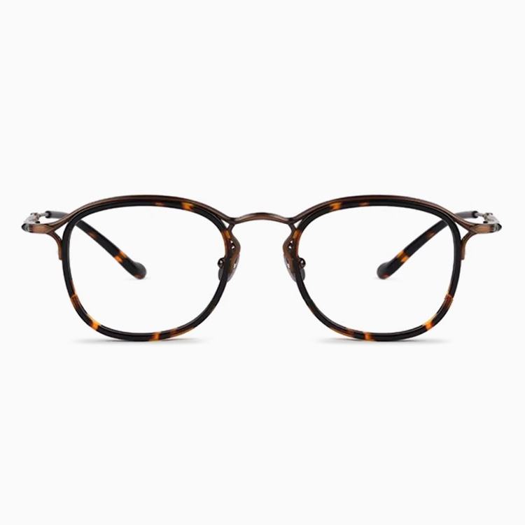 Eterlens｜軽量で個性的なチタンメガネ｜度付き対応｜匠の技が光る一本