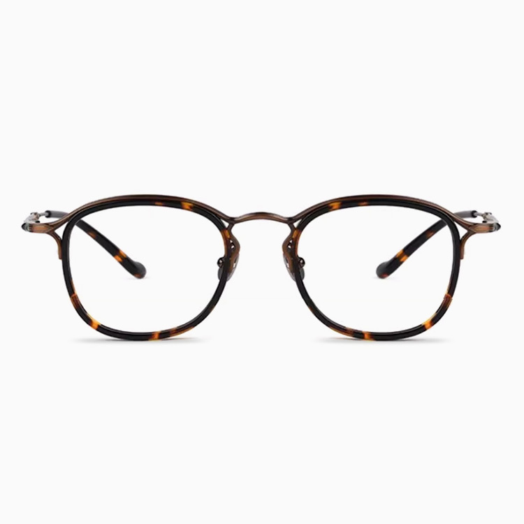 Eterlens｜軽量で個性的なチタンメガネ｜度付き対応｜匠の技が光る一本