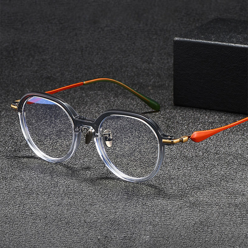 Eterlens|ミニマルなチタン製小さめメガネ|クラシックレトロ