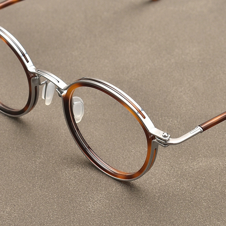 Eterlens  ブルーライトカット遠近両用調光老眼鏡