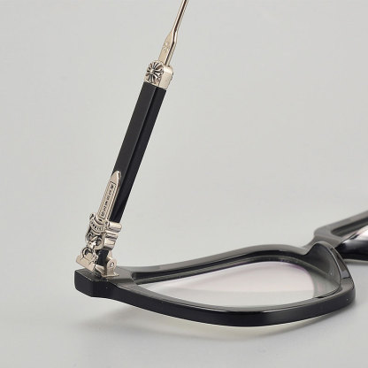 Eterlens｜ウェリントン 型チタンアセテート製メガネ｜トレンド感のあるデザイン