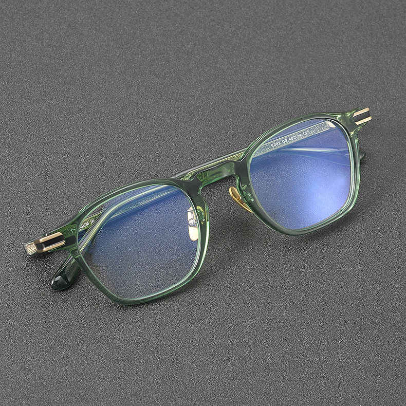 Eterlens｜クラシックなボストン型メガネ｜太縁フレーム｜オーダーメイド