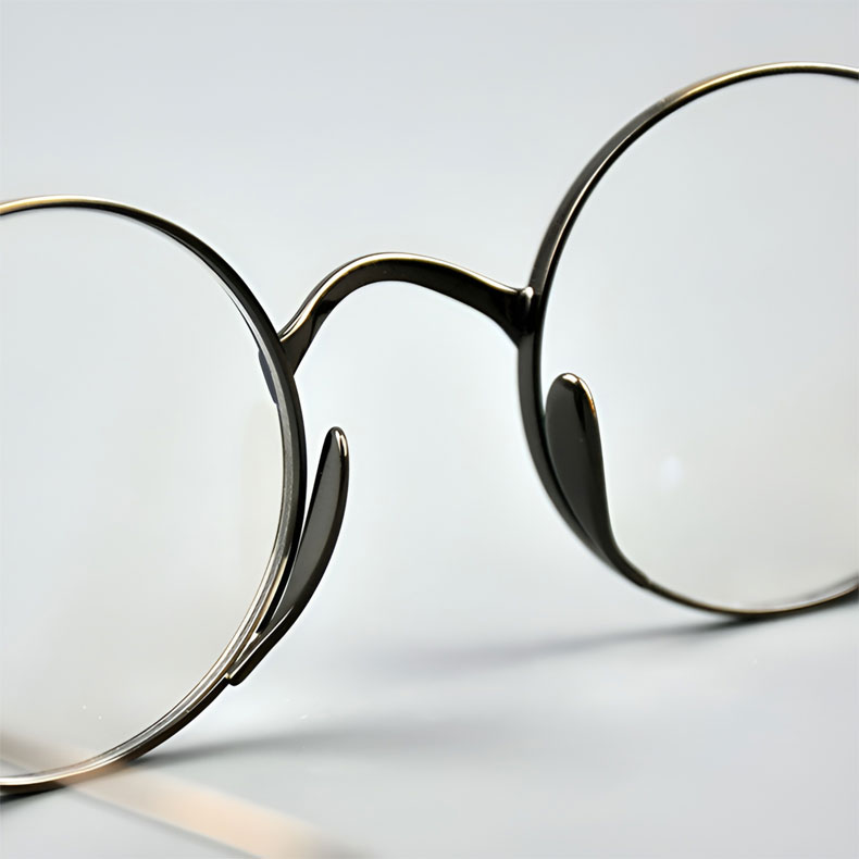 Eterlens｜8.8g 高級感のあるレトロ風メガネ｜度付き可能｜匠の技が