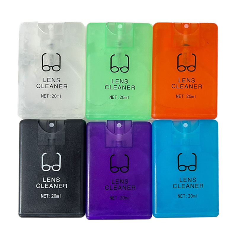 Eterlens｜ポータブルカード型メガネクリーナー