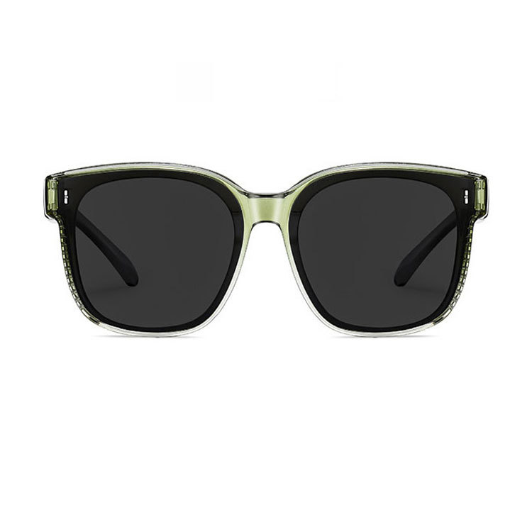 Eterlens｜超軽量男女兼用オーバーグラス｜眩しさ対策の偏光レンズ｜メガネの上からかけられるオーバーグラス