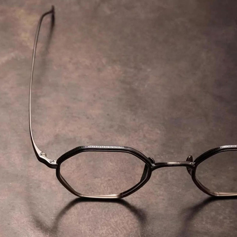 Eterlens | 16g βチタンフレーム【AXIS-8】| 精密工学が生んだオクタゴンデザイン | 究極のフィット感 | 近視・乱視・老眼 カスタム対応| 匠の技が光る一本 - 商品画像 9/14 (Round RxReady)