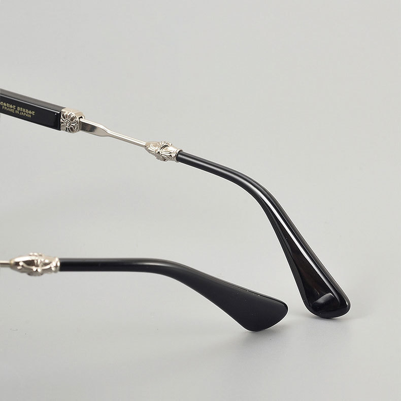 Eterlens｜ウェリントン 型チタンアセテート製メガネ｜トレンド感のあるデザイン