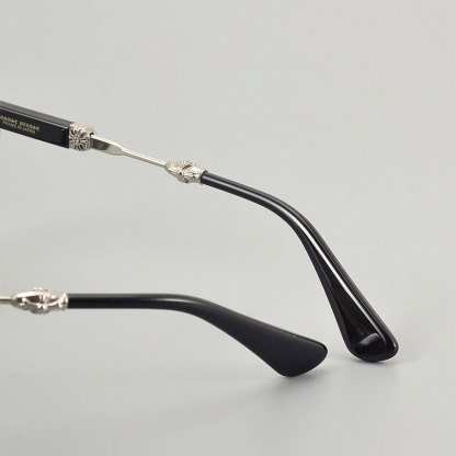 Eterlens｜ウェリントン 型チタンアセテート製メガネ｜トレンド感のあるデザイン