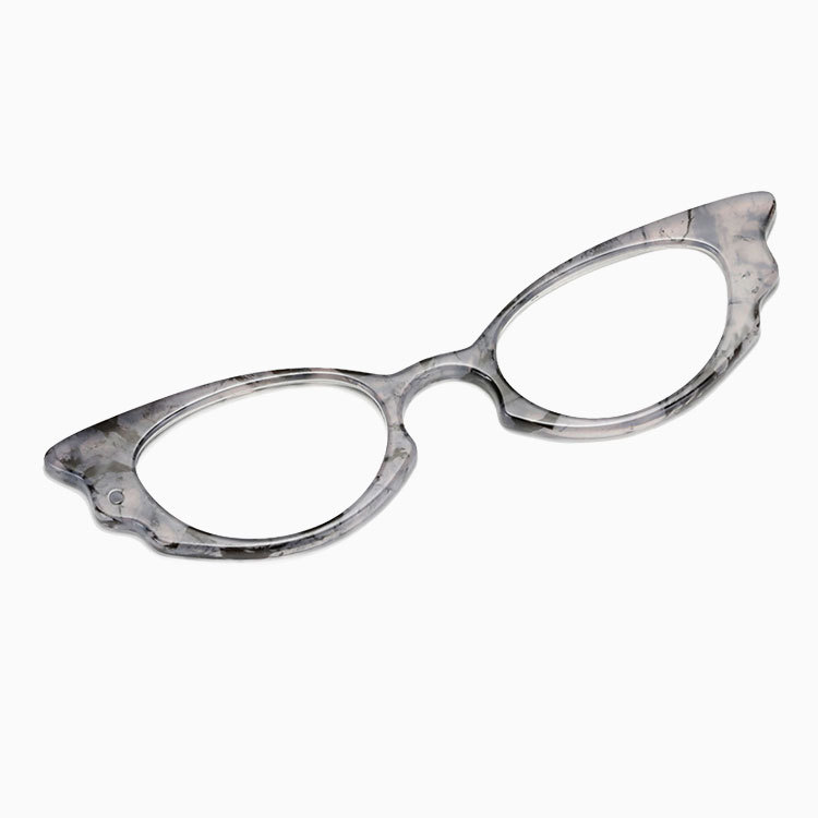 Eterlens｜軽量で首に掛けられる手持ち老眼鏡