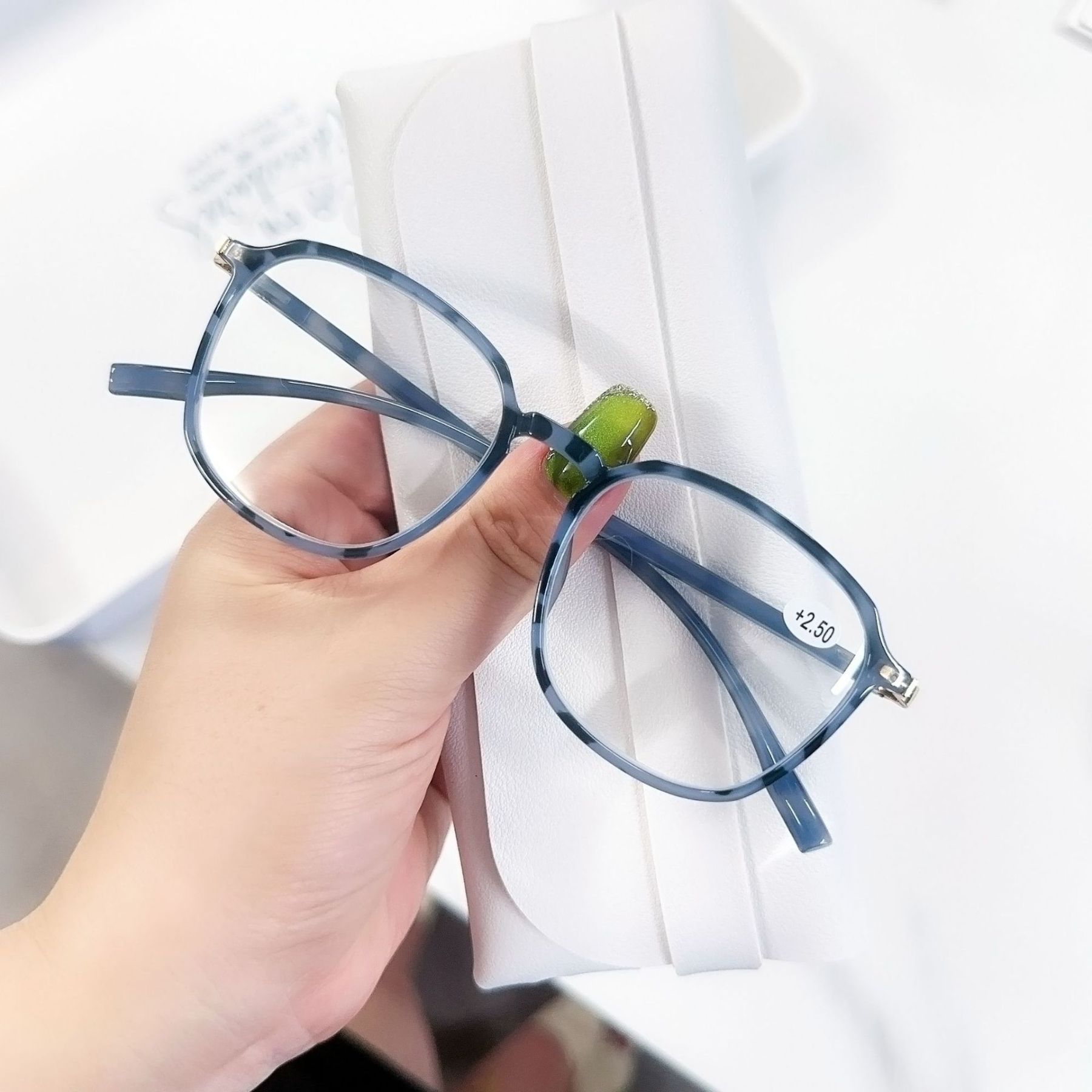 Eterlens ブルーライトカット老眼鏡-Eterlens