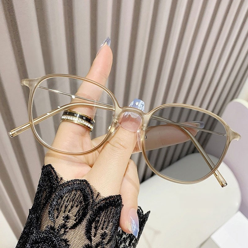 Eterlens老眼鏡|調光ブルーライトカット|レトロ風で目に優しい|PC+金属素材