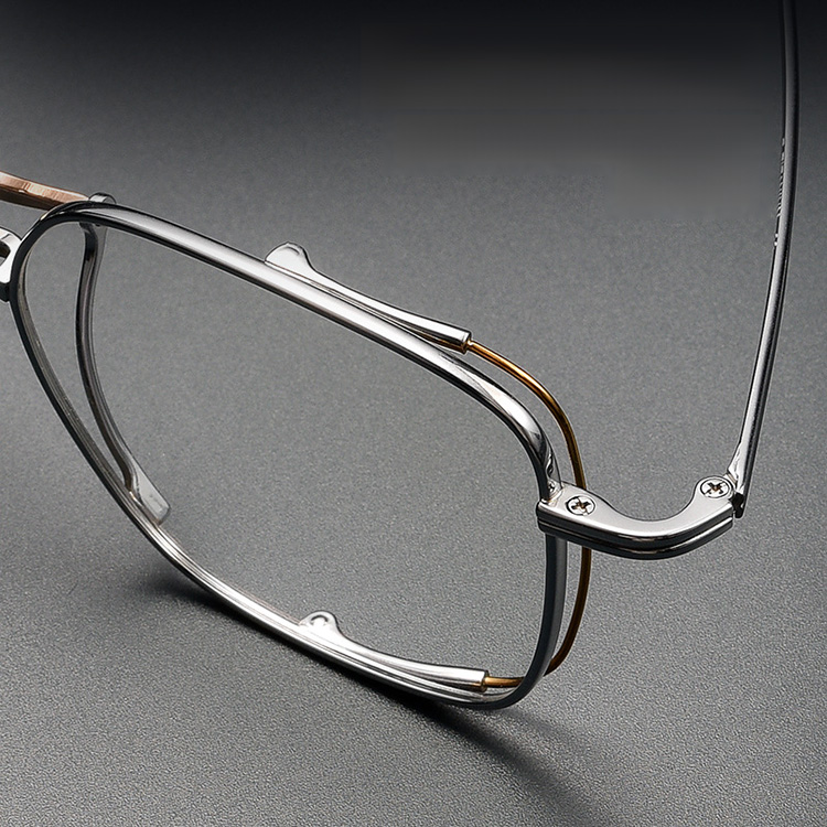 Eterlens｜高級な8g超軽量チタンフレームメガネ｜度付き対応｜匠の技が光る一本